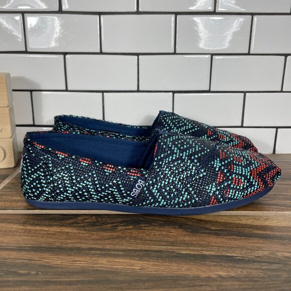 Skechers BOBS Womens Size 8.5 Shoes Navy Multicolor Aztec Print Slip On Flat - Picture 3 of 12